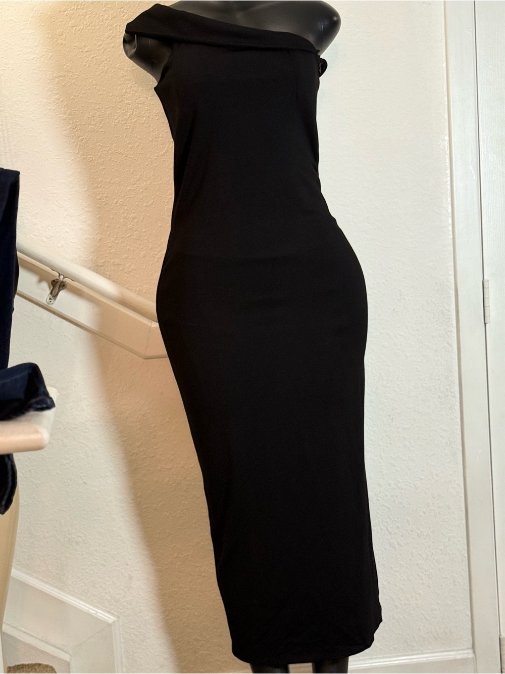 Chic One-Shoulder Black Dress for Women